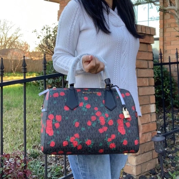 Michael Kors Hayes LG Satchel Crossbody - Picture 6 of 6